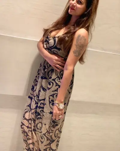 Maihar Escort